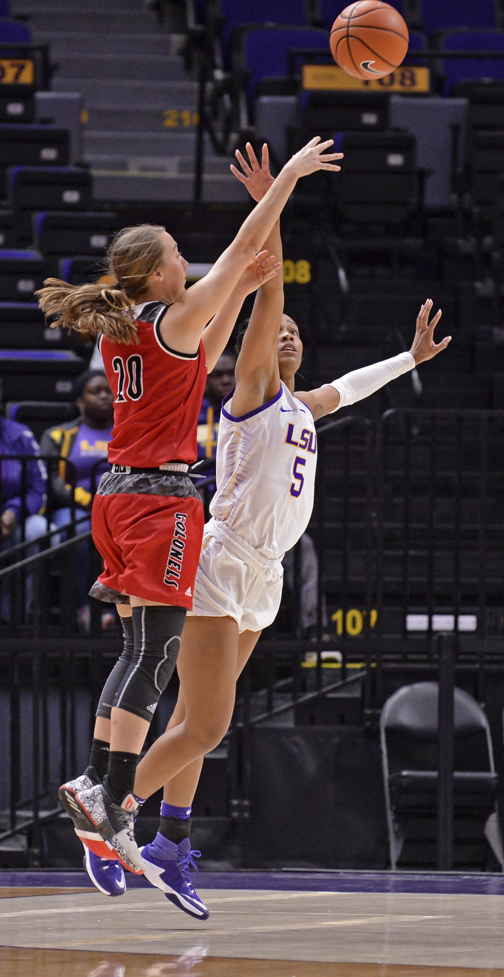 lsuwhoops.112217 HS 216.JPG